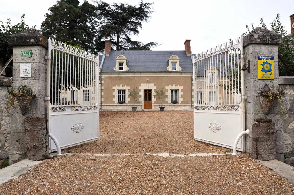 Chambres et tables d'hôtes Le Voriou Couddes Exterior foto