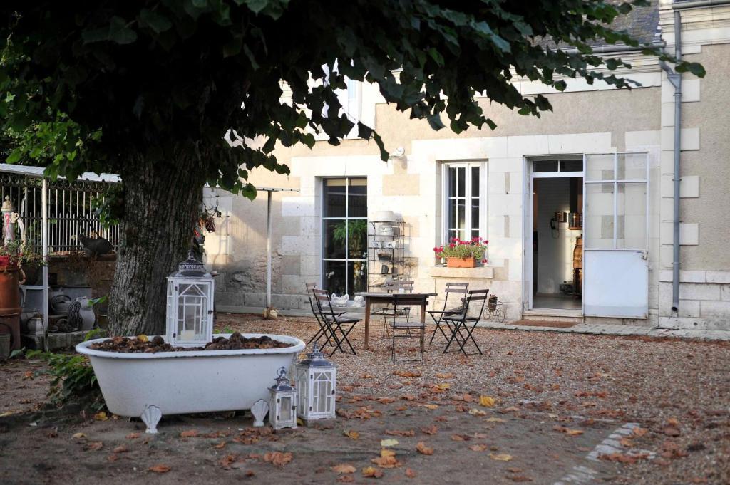 Chambres et tables d'hôtes Le Voriou Couddes Exterior foto
